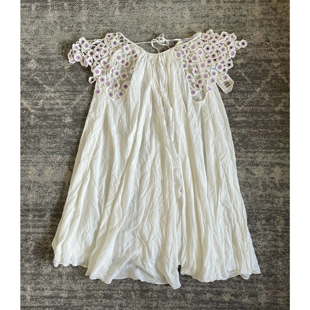 My Beachy Side Womens M Mini Dress White Flowy Embroidered Flowers L9